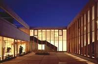 Innenhof mit Beleuchtung